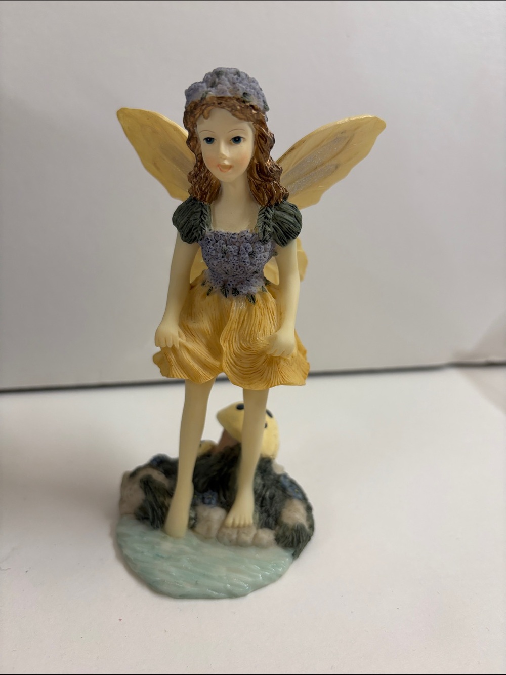 "Summer Fairy" figurine from The Fairy Collection by Dezine item no 5812